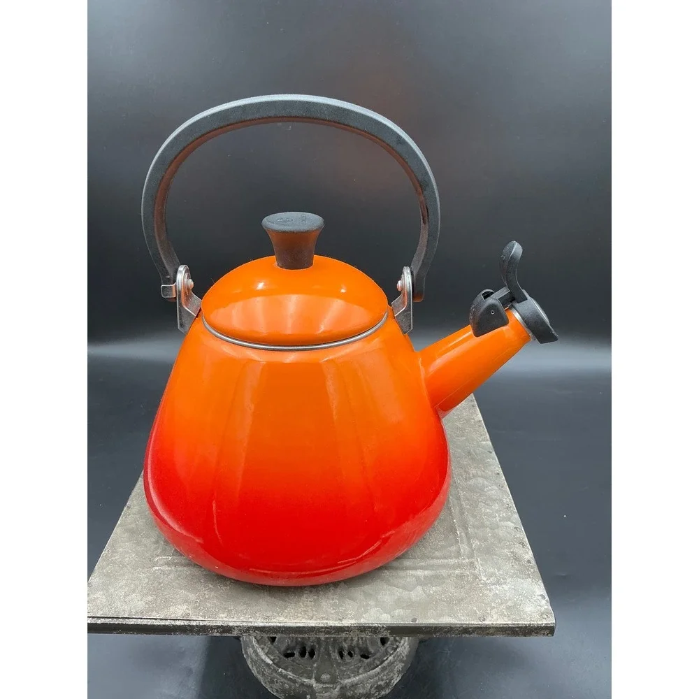 Le Creuset Zen Whistling Tea Kettle Flame Orange Enamel on Steel Stovetop 1.6qt